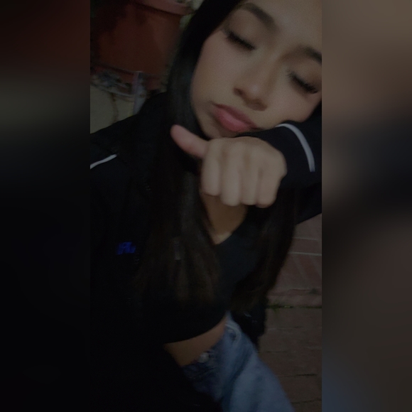 Hi, hello, I'm going to be selling a variety of things on here:) - Picture 2 of 8